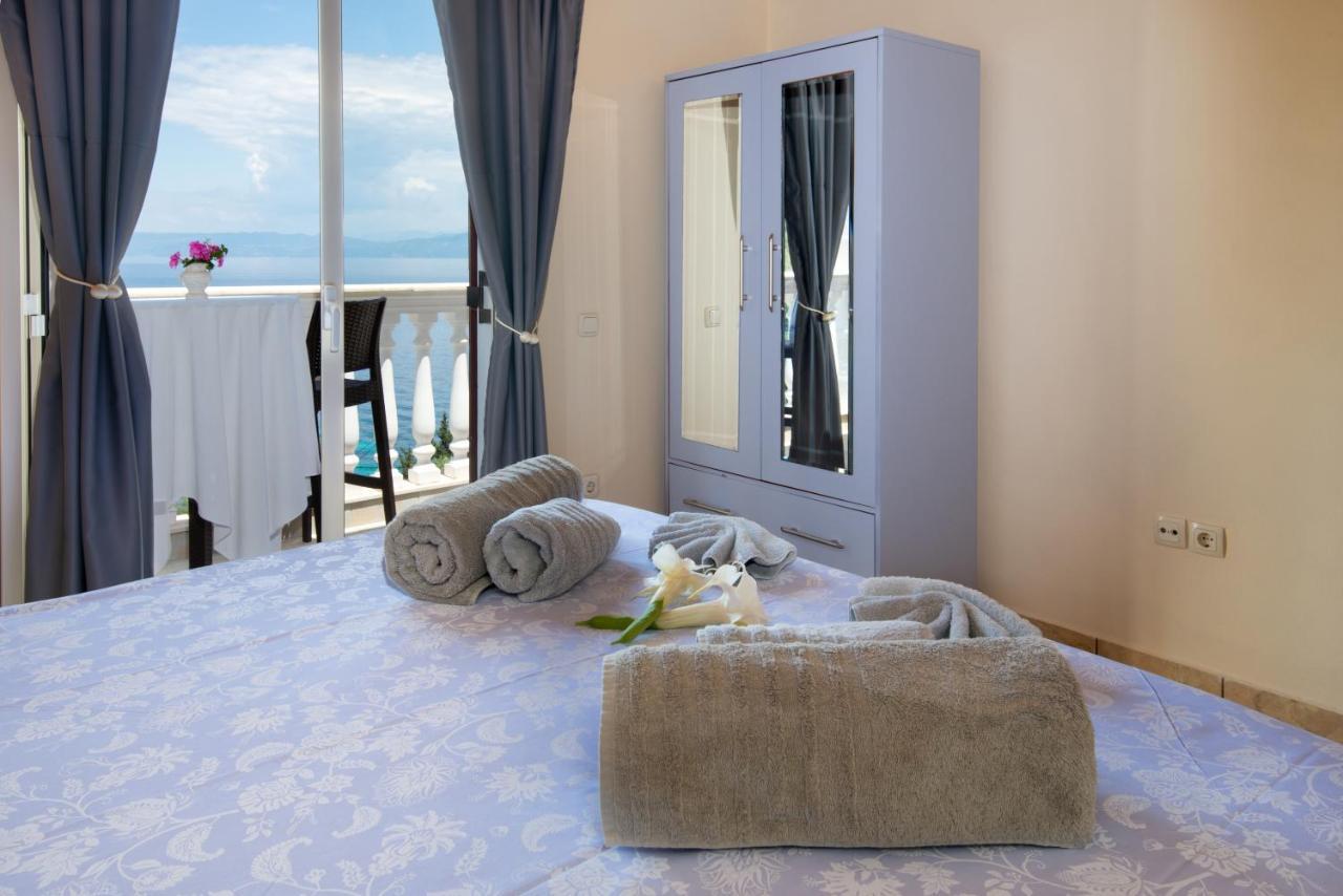 Villa Avgerini Paxos Gaios Luaran gambar