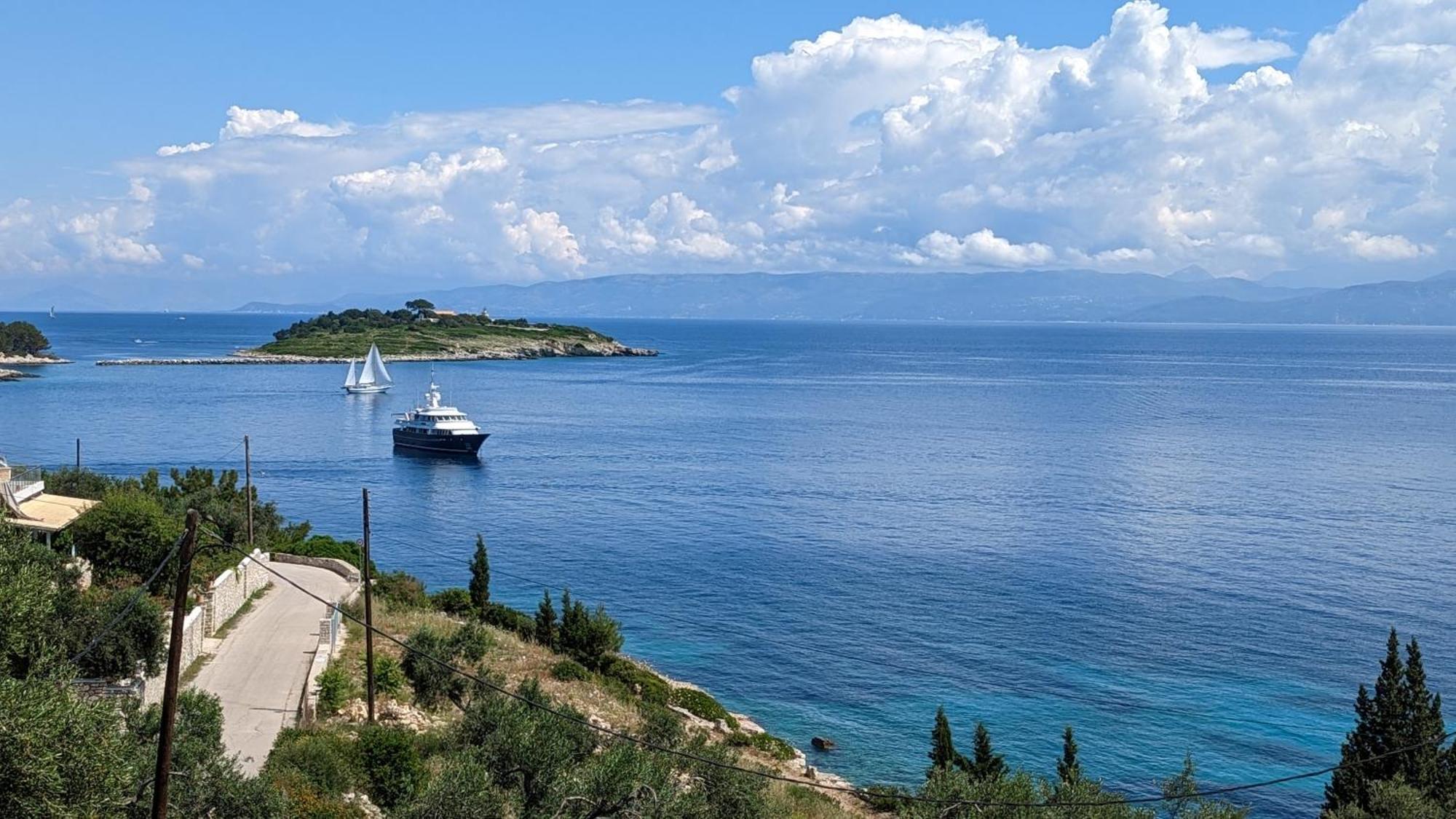 Villa Avgerini Paxos Gaios Luaran gambar