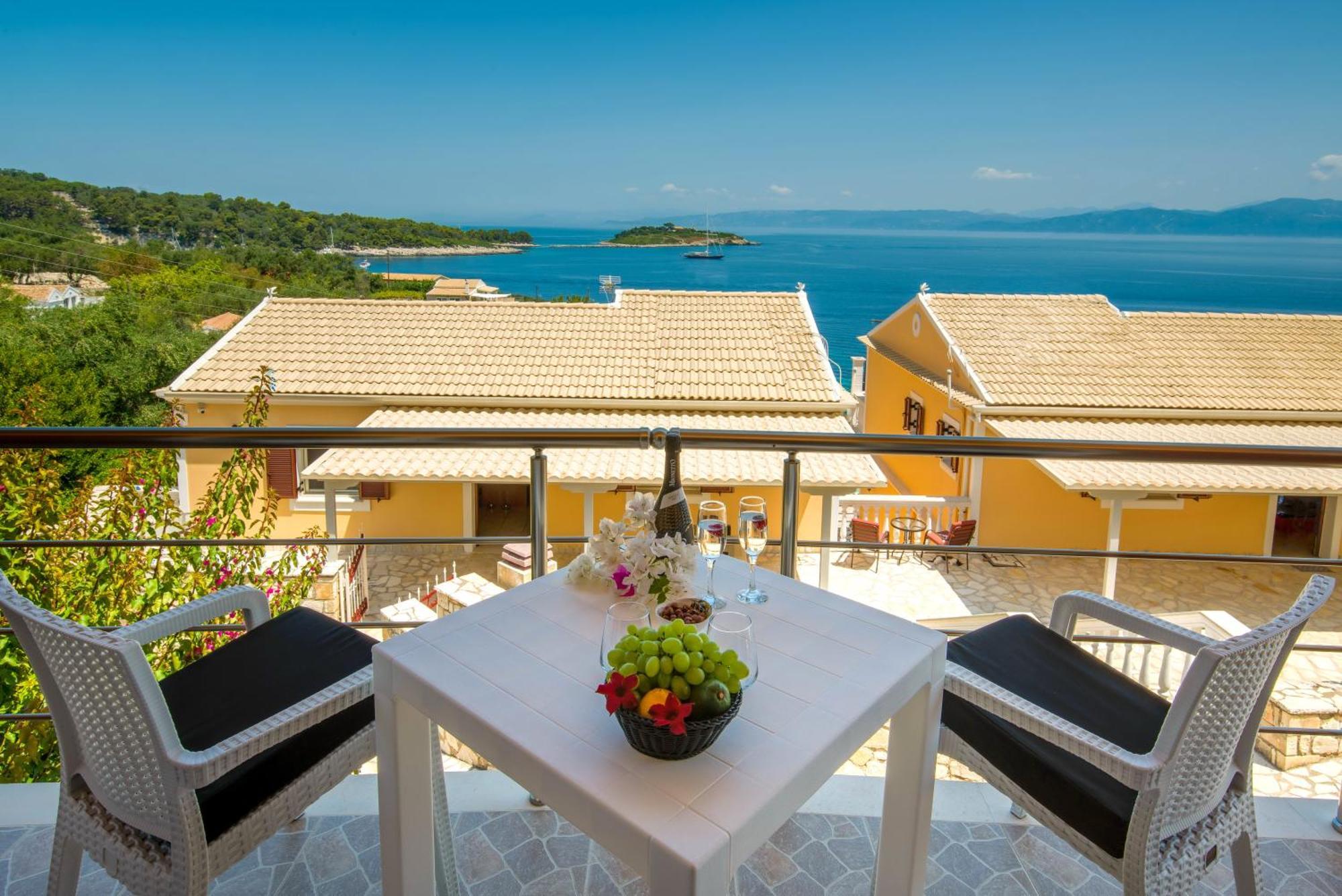 Villa Avgerini Paxos Gaios Luaran gambar