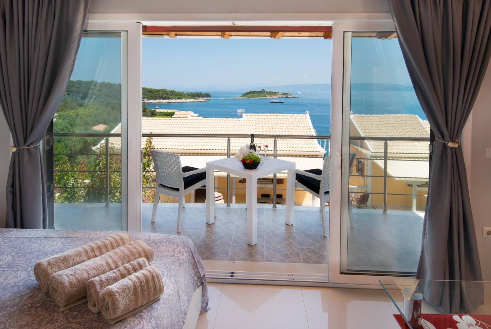 Villa Avgerini Paxos Gaios Luaran gambar